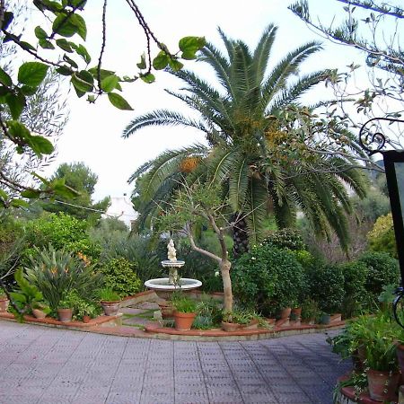 Green Villa Sand Beach Center Close Sea Veiw Cefalu Exterior photo