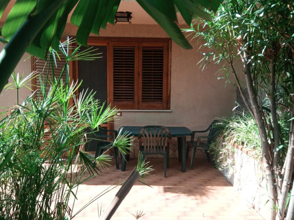 Green Villa Sand Beach Center Close Sea Veiw Cefalu Exterior photo