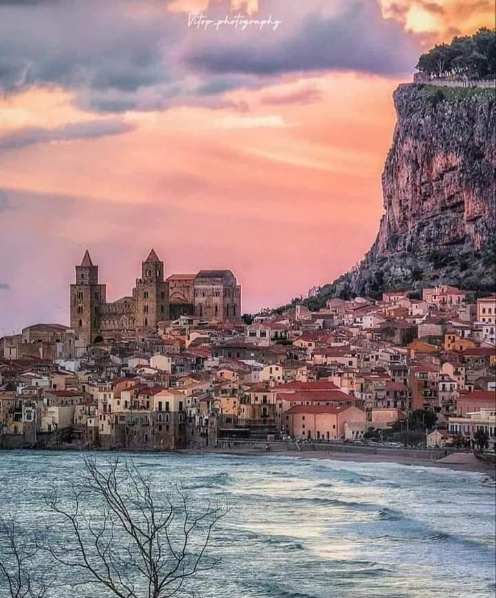 Green Villa Sand Beach Center Close Sea Veiw Cefalu Exterior photo
